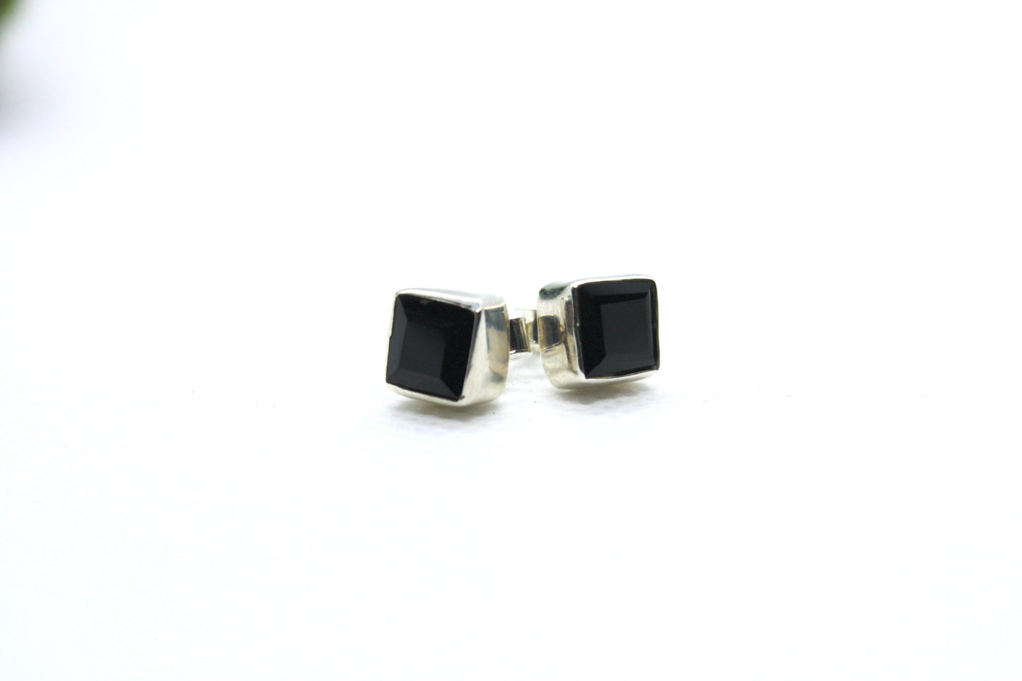 Black Onyx Sterling Silver Earrings 0.3" kraftymother.com