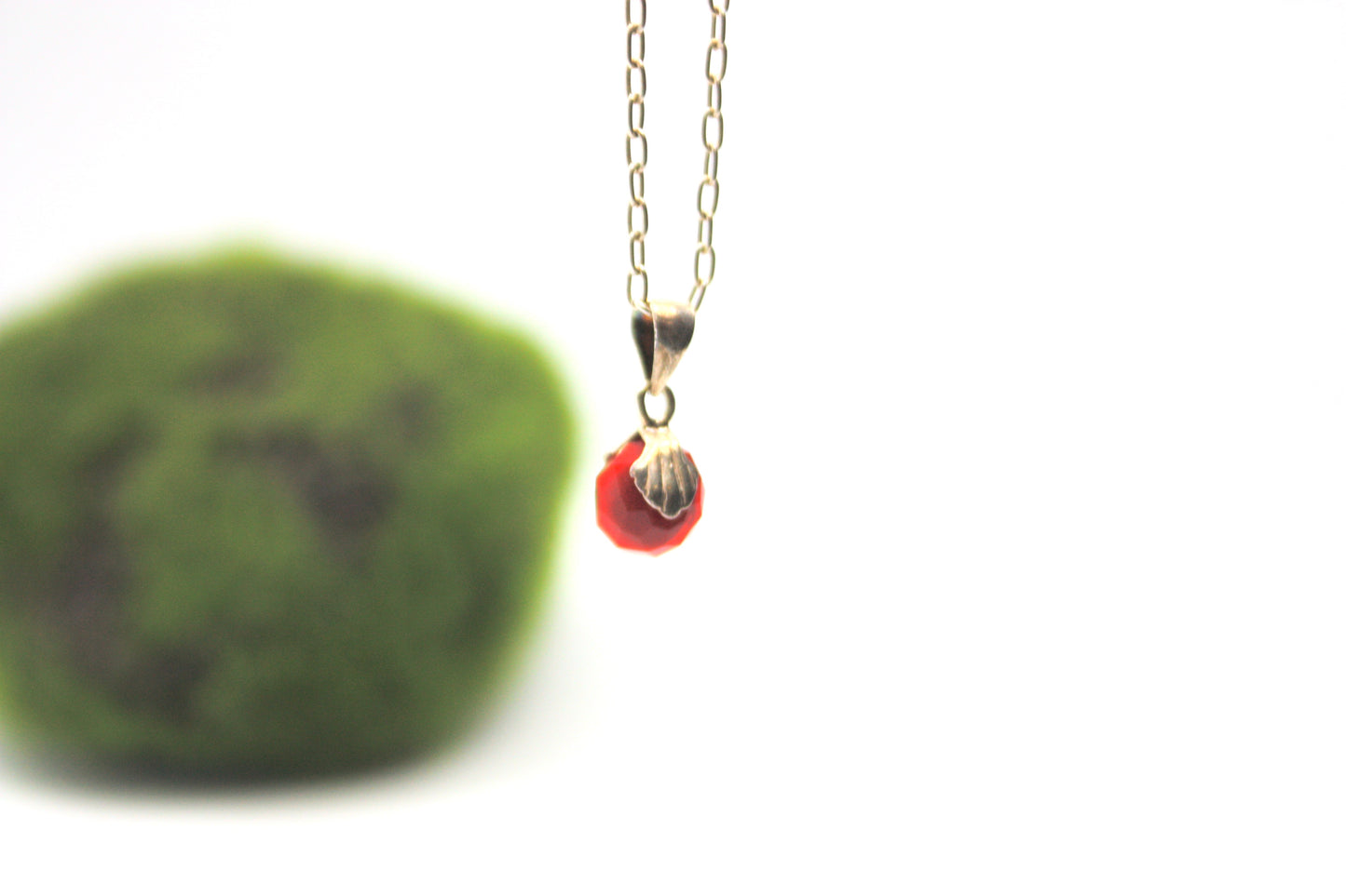 red minimalist charm sterling silver necklace kraftymother.com