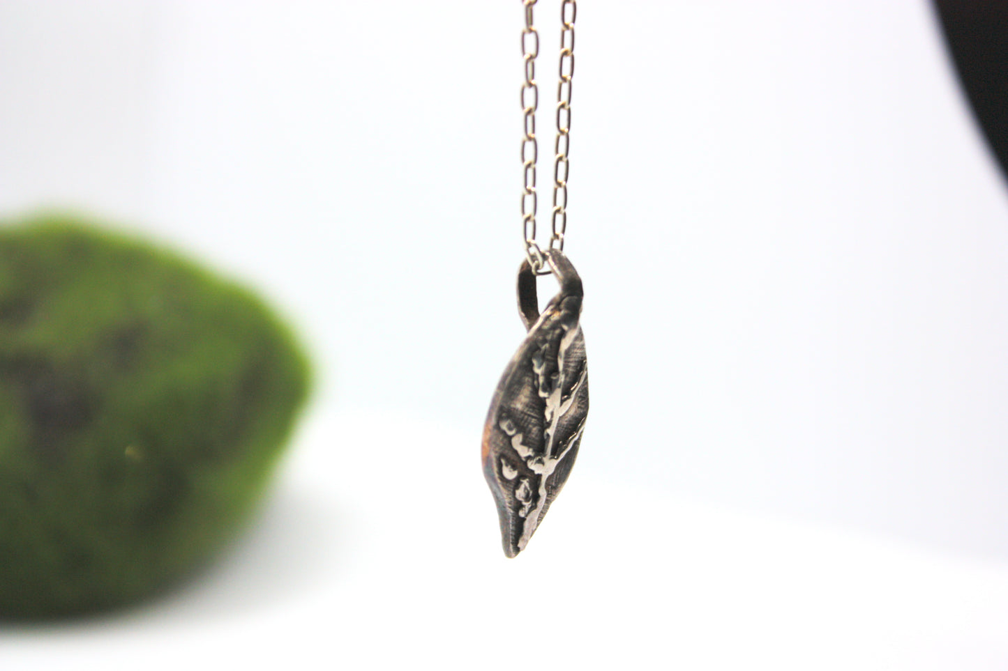 Handmade Fine Silver Pendant "The Leaf" kraftymother.com