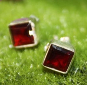 Garnet Square Sterling Silver Earrings.