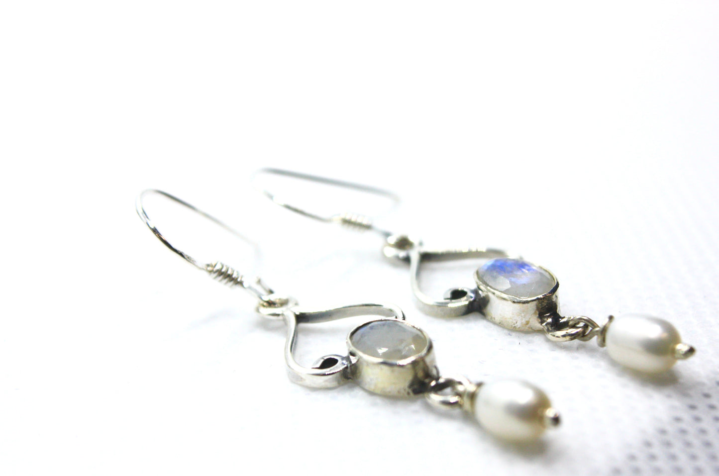 Moonstone and Pearl bead Sterling Silver Earrings. kraftymother.com