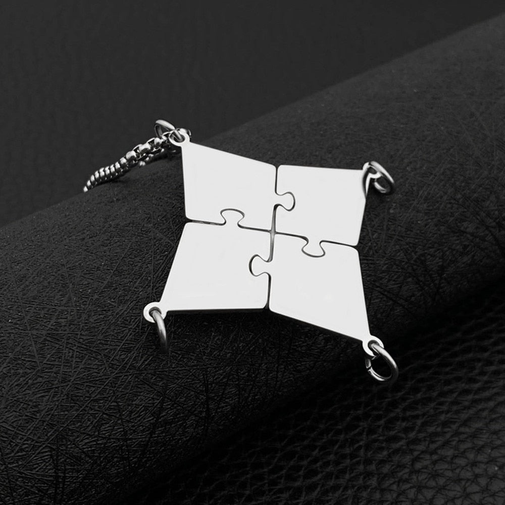 Puzzle Pendant 4 Persons with  Necklaces